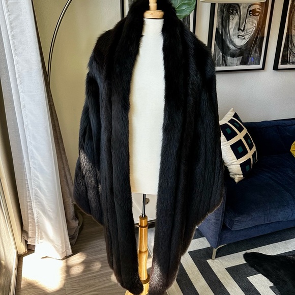 Bob Mackie RARE Oversized Fox Fur Stole Wrap Shawl. 9ft! - Picture 1 of 16